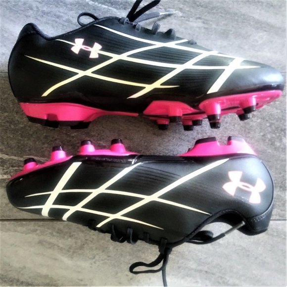pink under armour soccer cleats